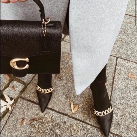 ZARA BLOGGERS FAVORITE BOOTS - Picture 2 of 13